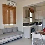 Filyra Xenonas Apartment *
